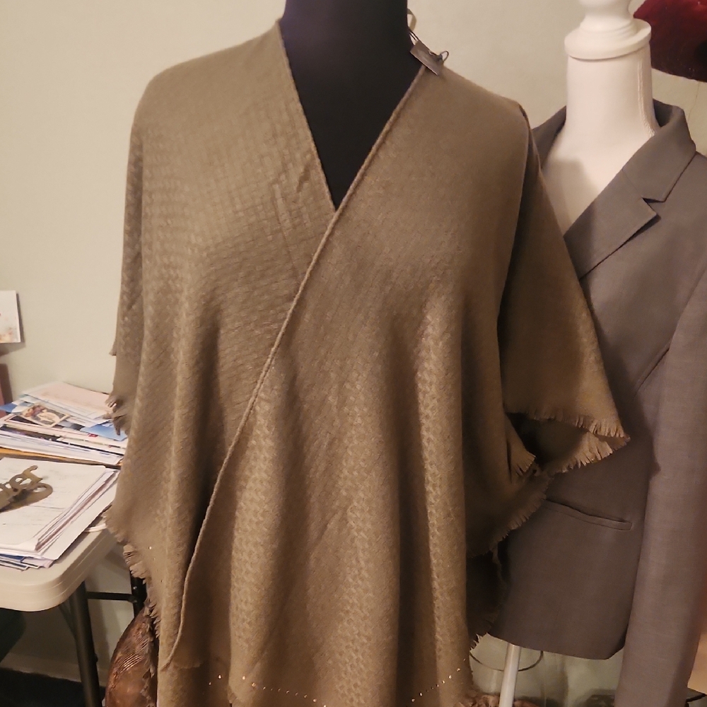 Elegant Tan Poncho